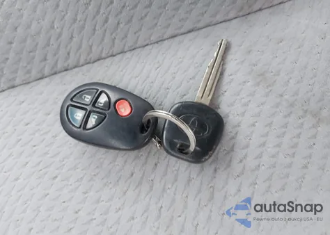 2011 Toyota Sienna Le из США, поврежденный, VIN 5TDJK3DC1BS007737